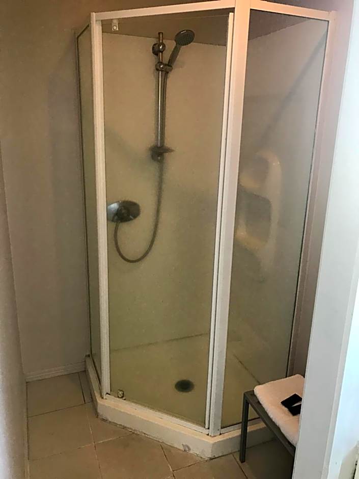 Gateway International Motel