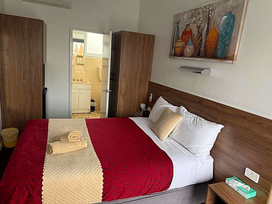 Wattle Tree Motel