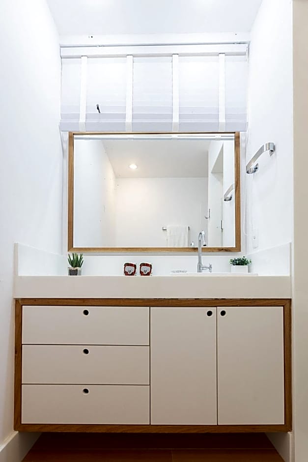 Leblon - Rua Almirante Guilhem | Cobertura à Beira-Mar