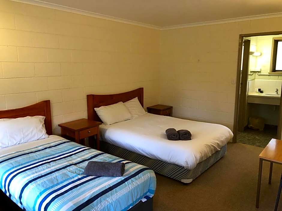 Green Gables Motel in Warburton