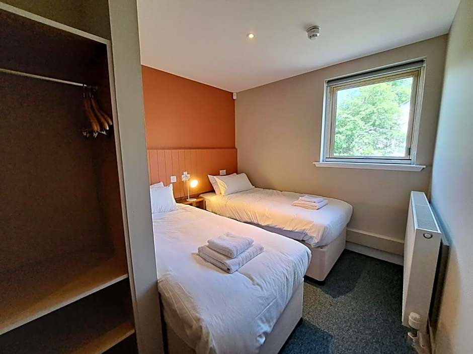 An Spiris Accommodation at Dundreggan Rewilding Centre