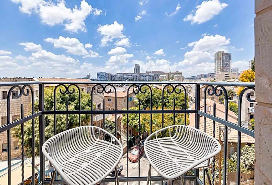 Villa Albi - Machne Yehuda Hotel