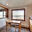 Ester Lee Oceanview Inn