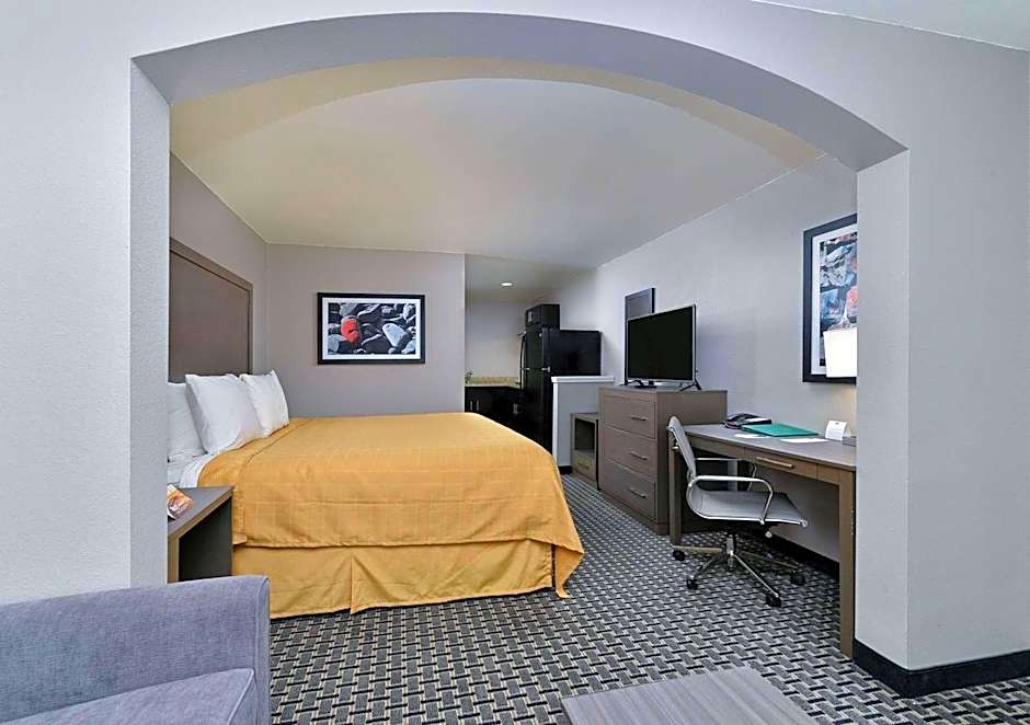 Scottish Inn & Suites Cotulla, TX