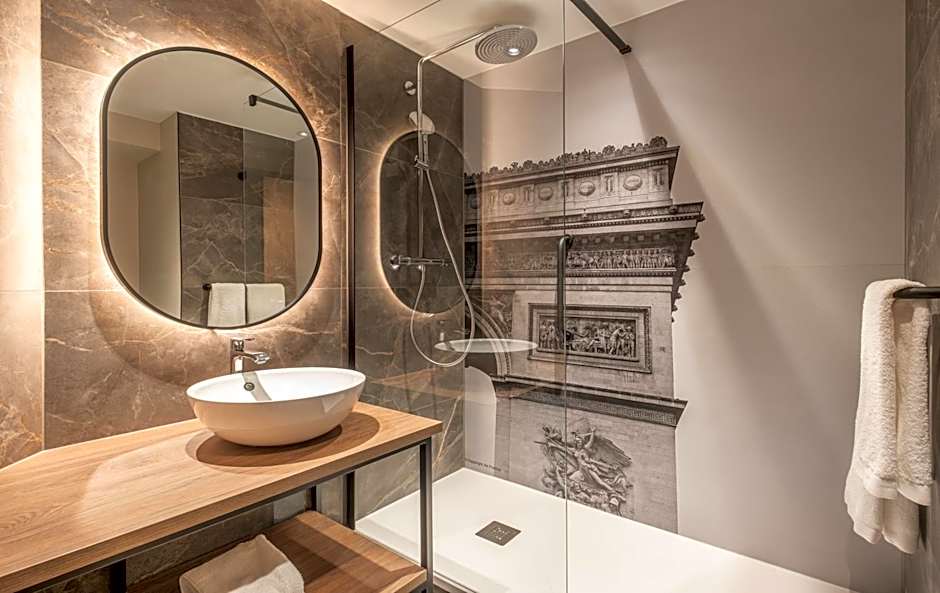 Golden Tulip Paris CDG Airport  Villepinte