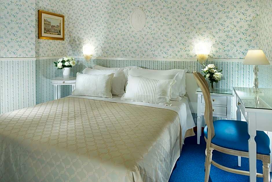 Hotel Admiral - on the beach