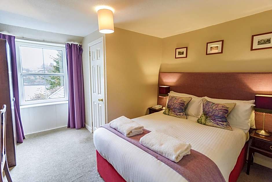 Loch Leven Hotel & Distillery