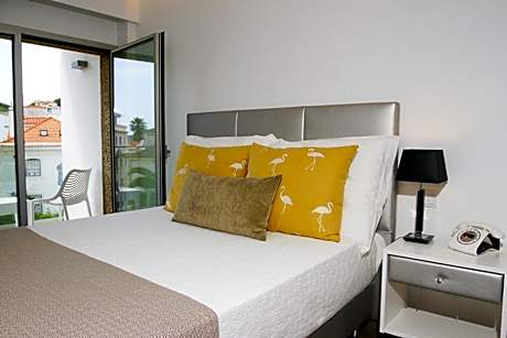 Double or Twin Room with Square View Balcony