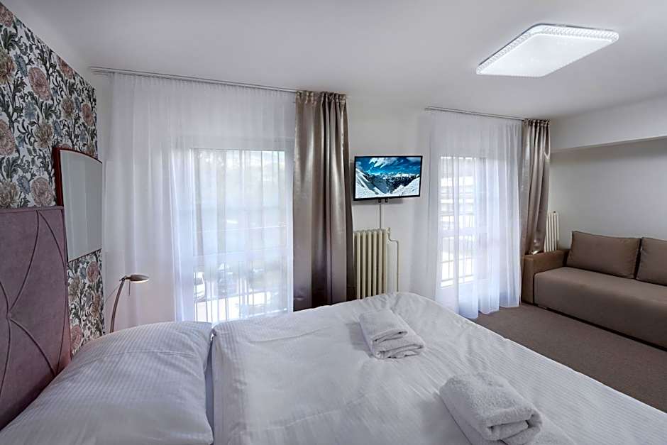 APLEND Hotel Lujza Major