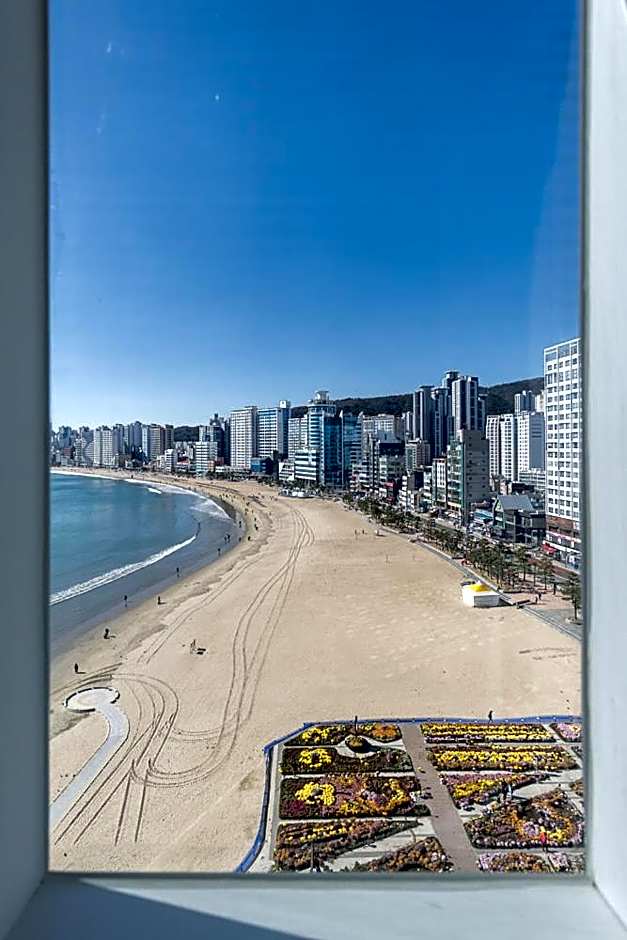 Meomulda Ga Gwangan Poolvilla