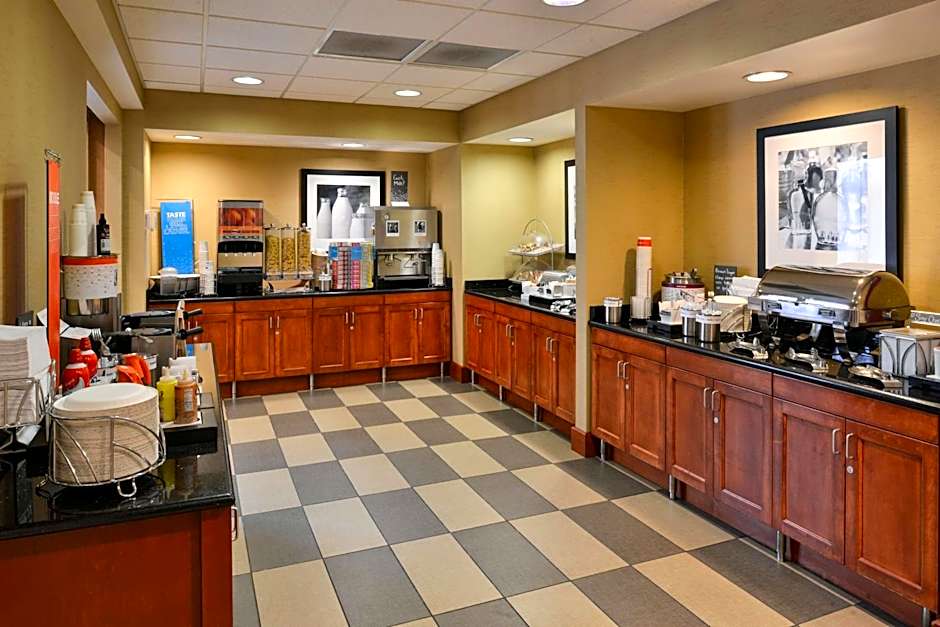 Hampton Inn By Hilton & Suites Tacoma-South