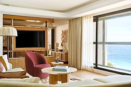 Prestige Suite with Sea View