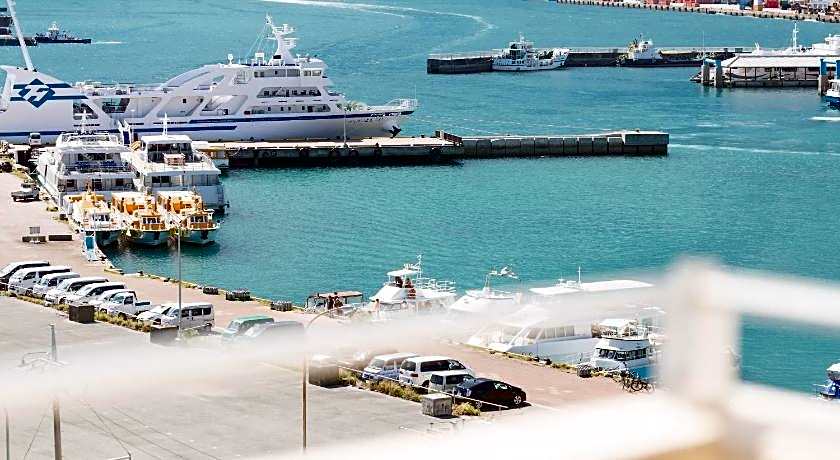 Hotel Peace Island Ishigaki In Yashima