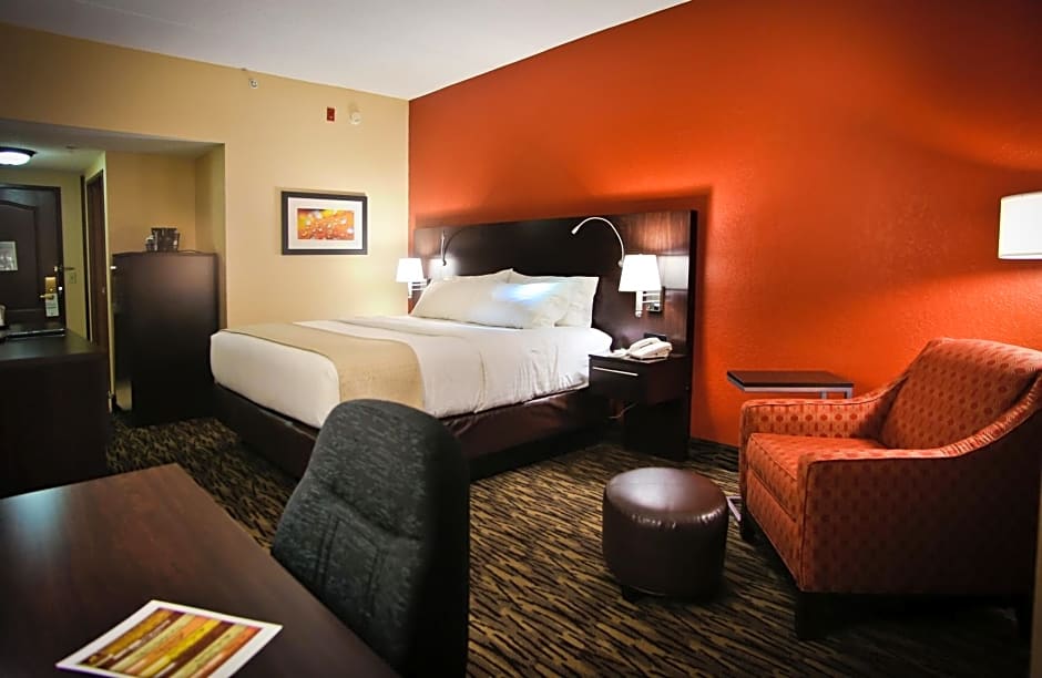 Holiday Inn & Suites Downtown La Crosse