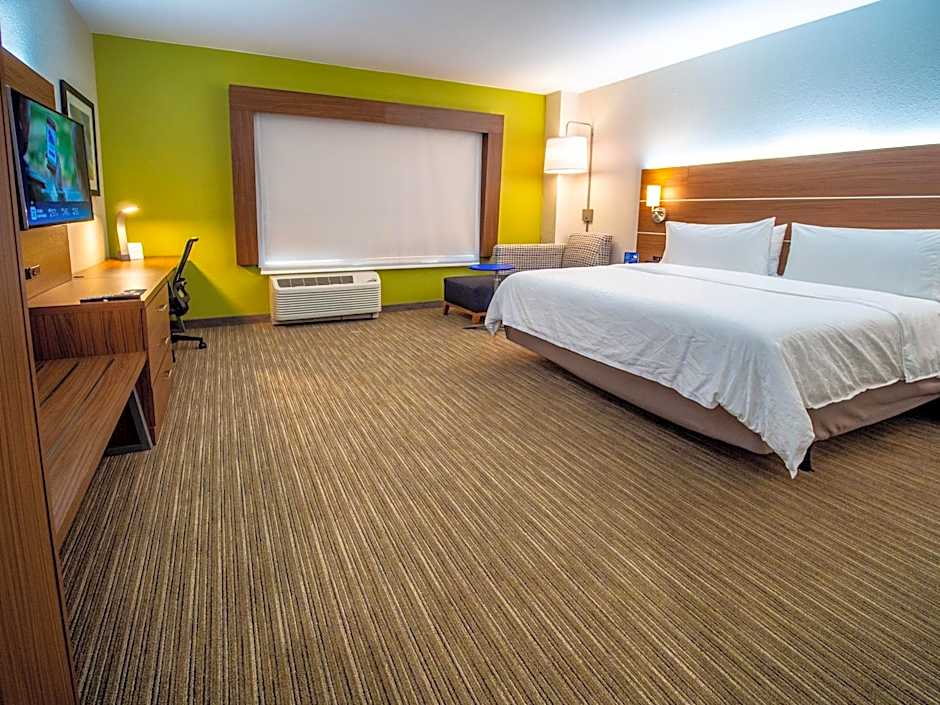 Holiday Inn Express & Suites Oklahoma City Airport By IHG