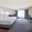 Crowne Plaza Cleveland at Playhouse Square by IHG