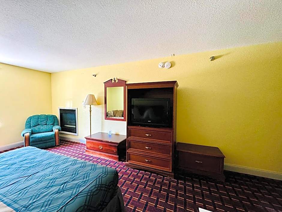 Ozark Inn and Suites