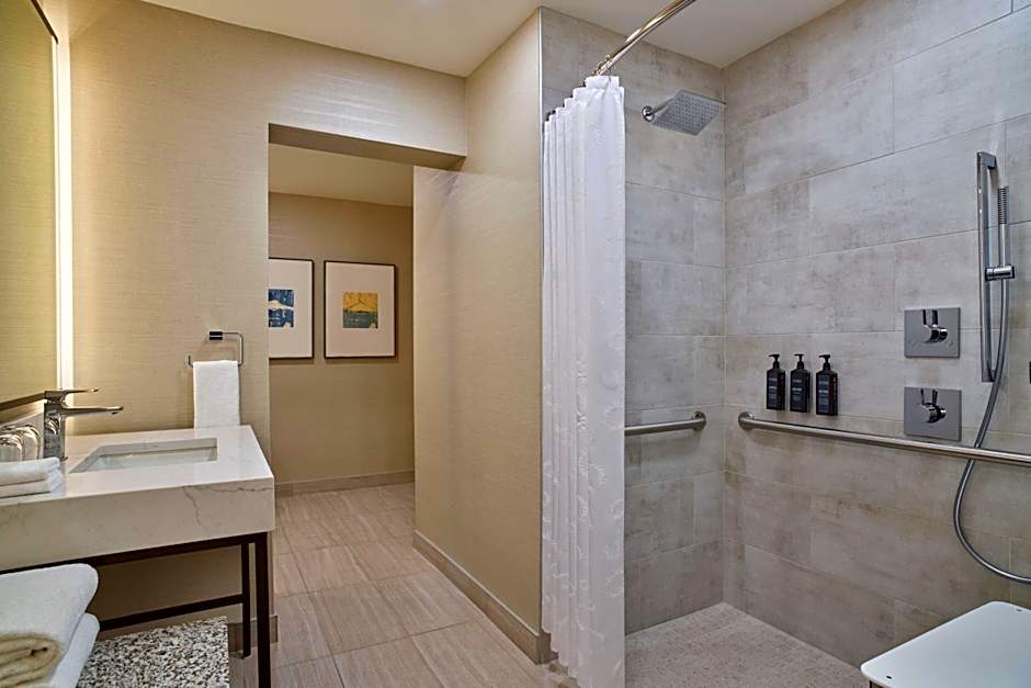 Sheraton Kansas City Hotel At Crown Center