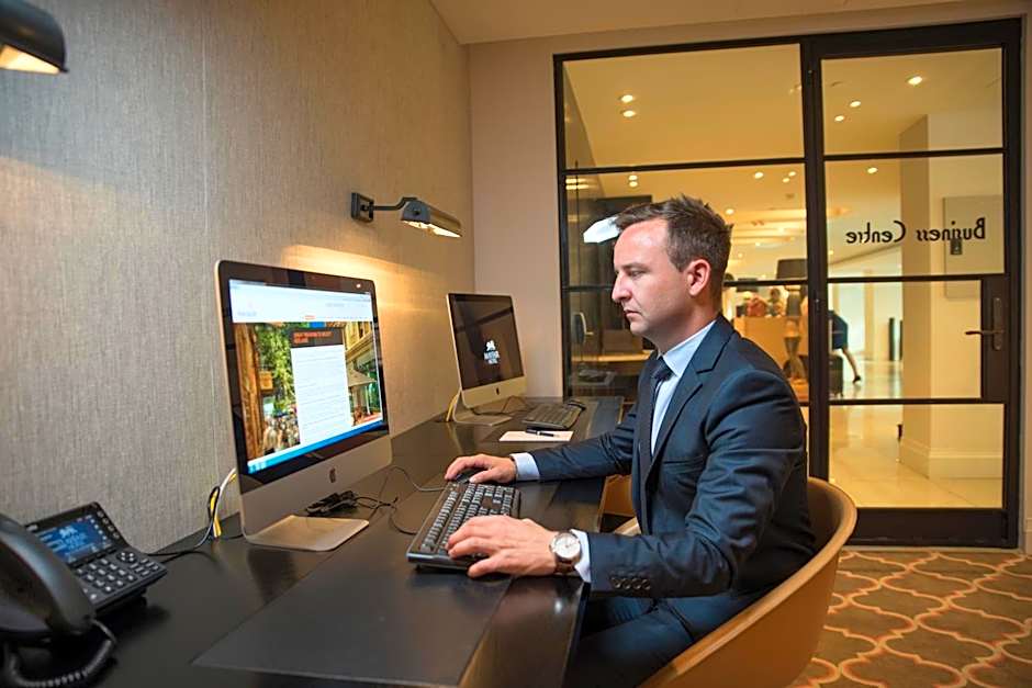 Mayfair Hotel Adelaide by IHG
