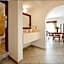 Hotel & Suites El Moro