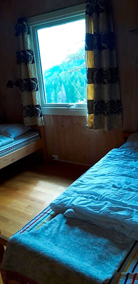 Fossheim Two-Bedroom Cottage