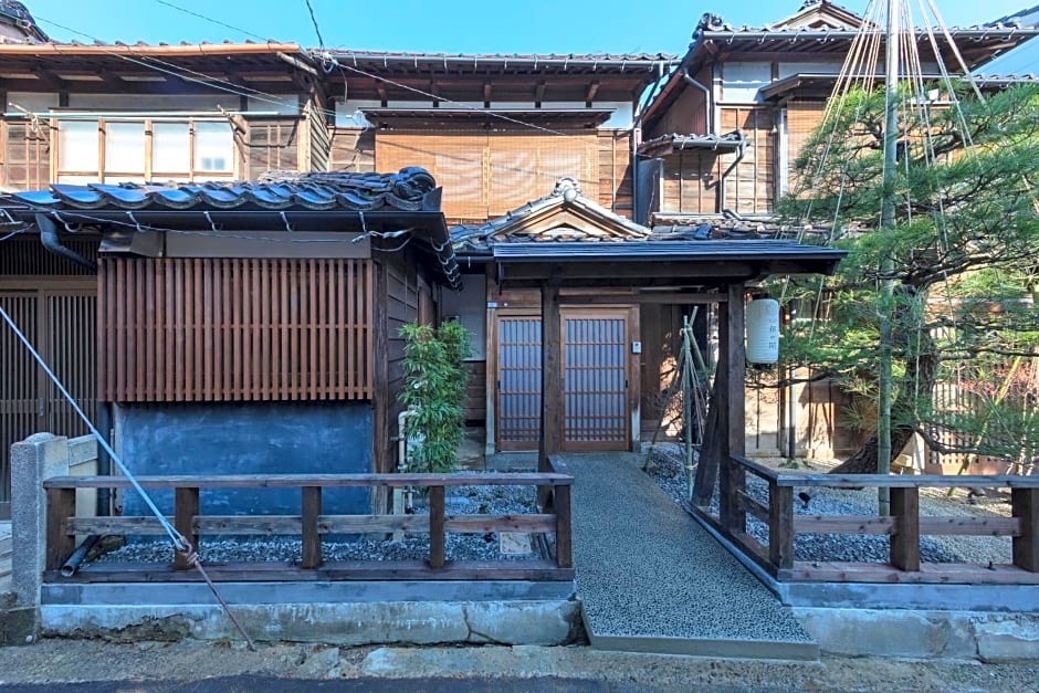 Hikoso-machi Gin no Ma
