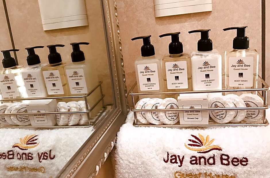 Jay and Bee Guesthouse