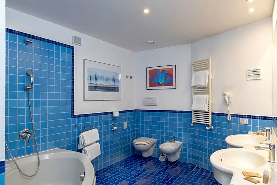 Hotel Express Aosta East