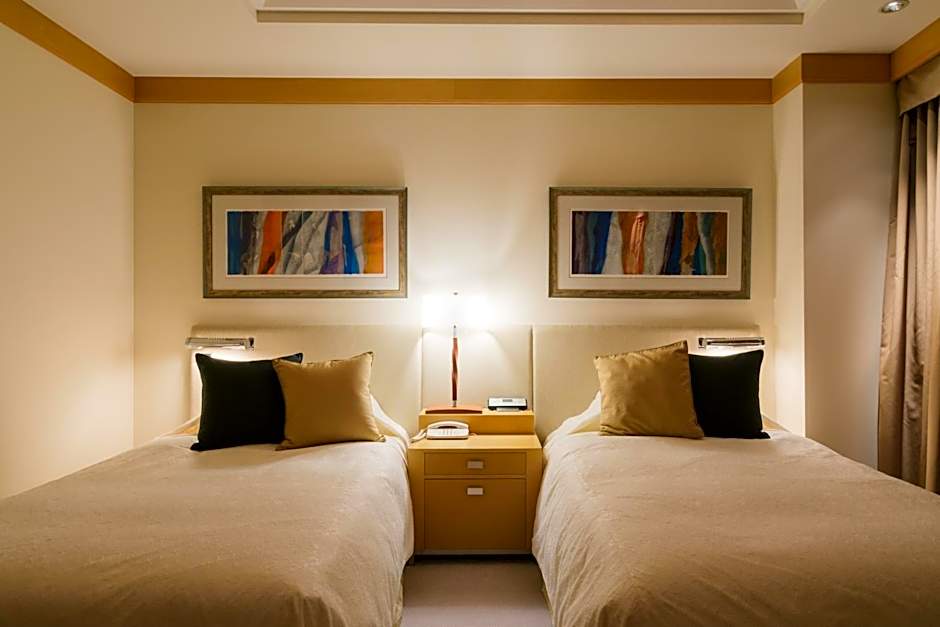 Photo 1 of 7 of Royal Suite, Nonsmoking