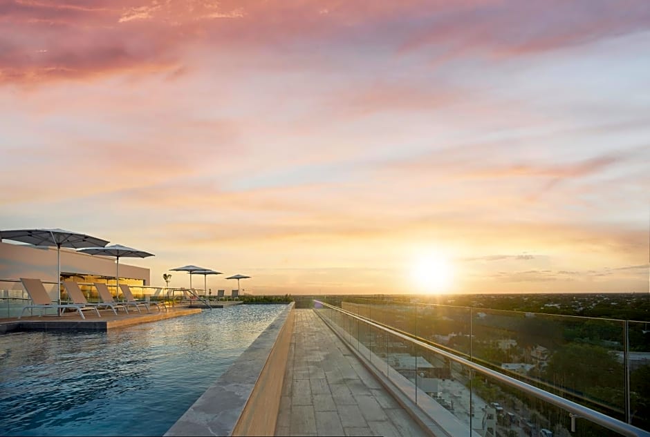 Courtyard by Marriott Merida Downtown