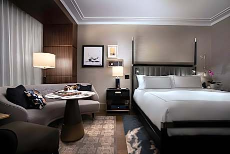 Premier King Room with Rain Shower and Soaking Tub
