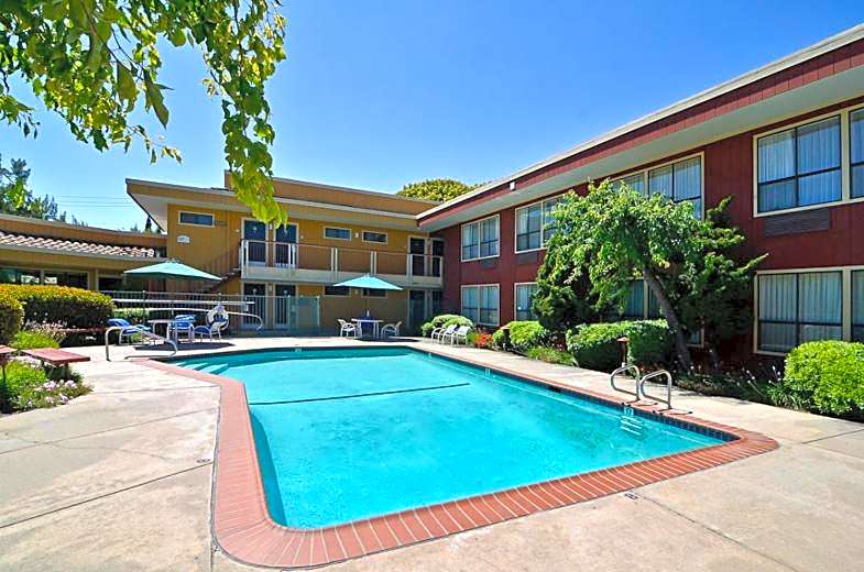 County Inn