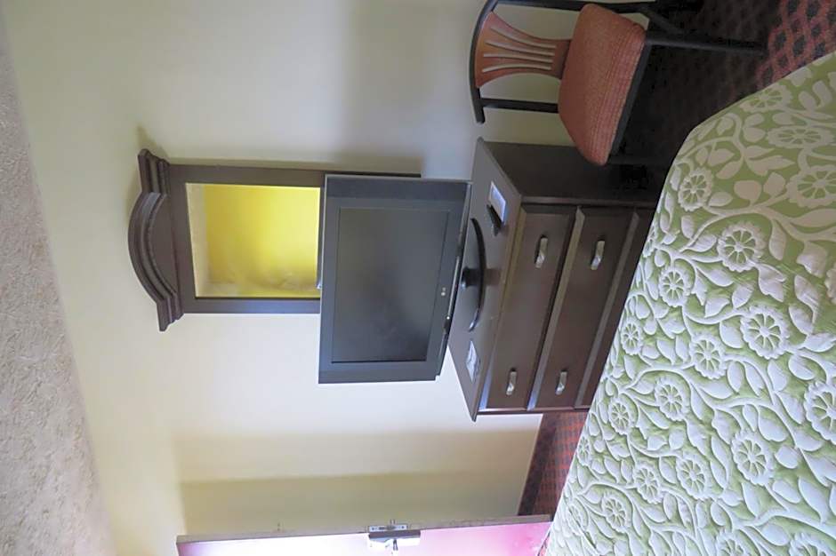 Days Inn by Wyndham Plainfield