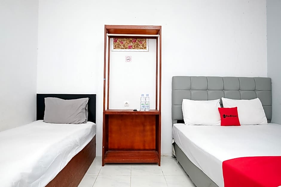 RedDoorz near Lippo Mall Yogyakarta 3