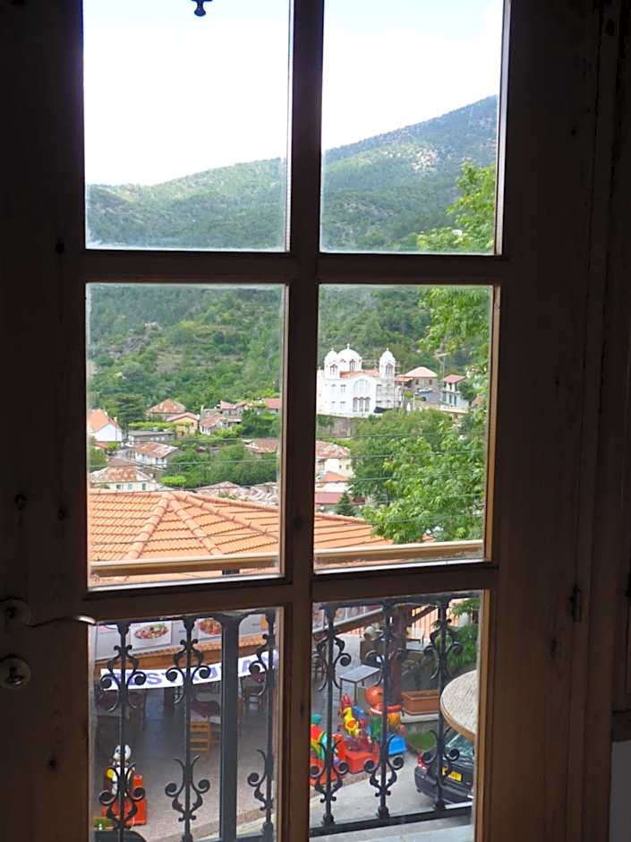 Mountain Rose Hotel & Restaurant