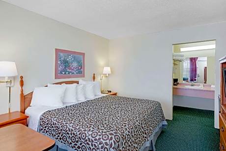 King Room- Non-Smoking