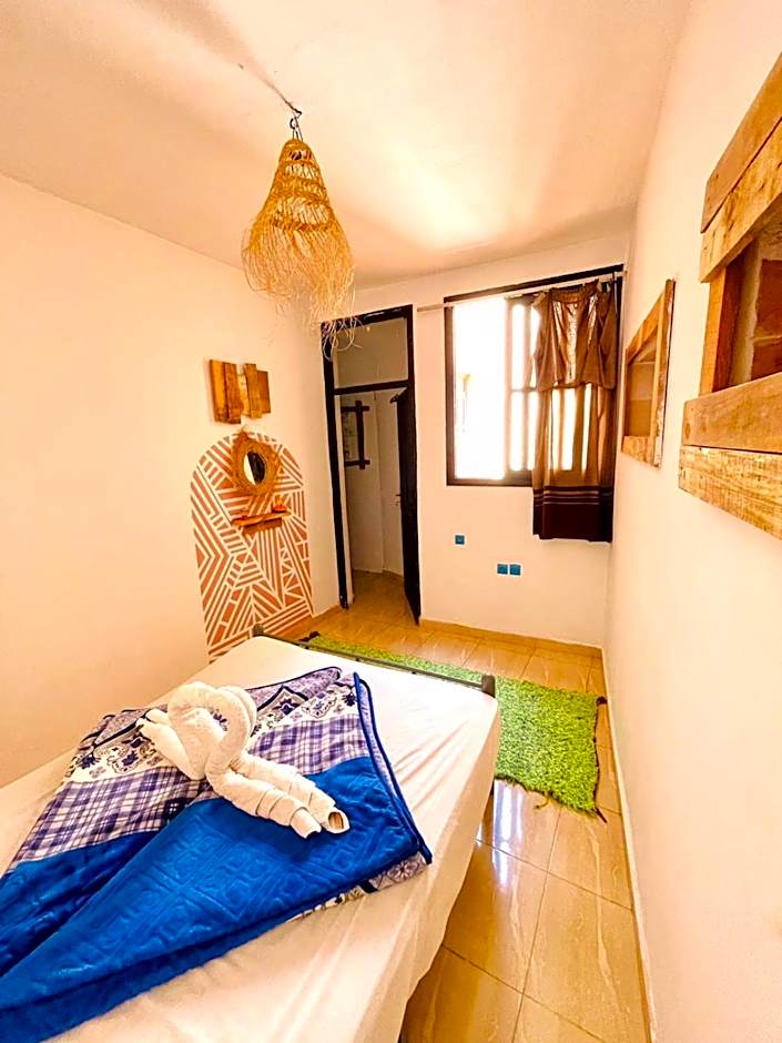 Sunrise Hostel Taghazout – Agadir, CO