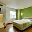 Super 8 by Wyndham Aurora East
