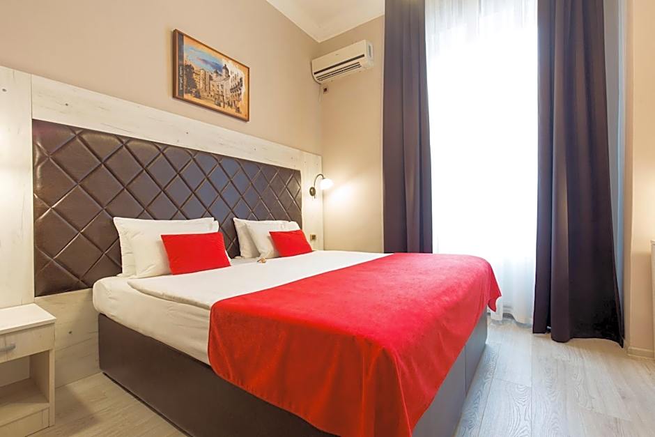 Belgrade City Hotel