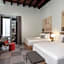Palacio Provincial San Juan, Curio Collection by Hilton
