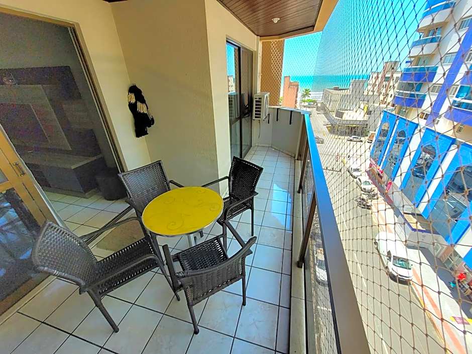 Cobertura aconchegante 3 quartos excelente vista mar! 80 metros do mar em Meia Praia - Itapema