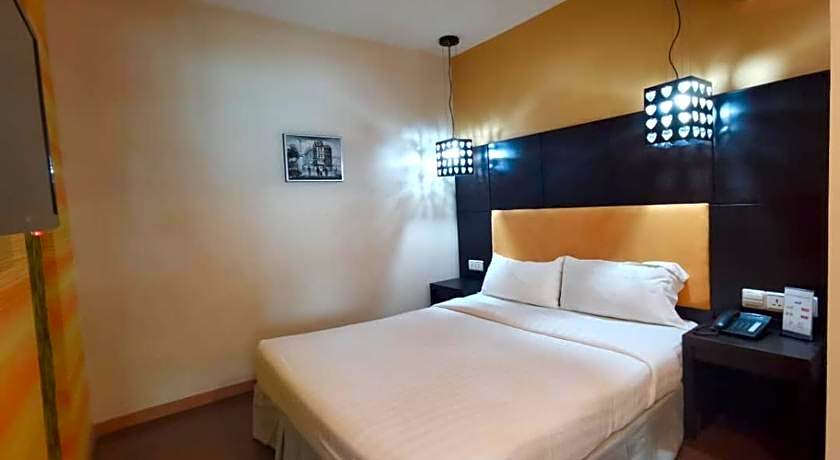 2 Inn 1 Boutique Hotel & Spa