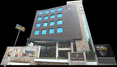 Hotel Park Elanza Chennai