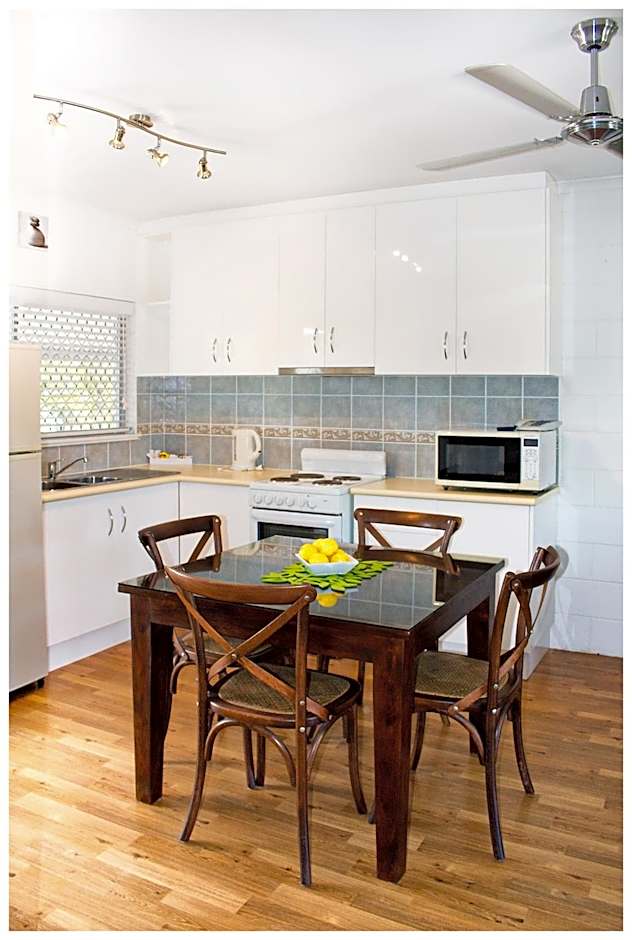 Clifton Sands Holiday Units