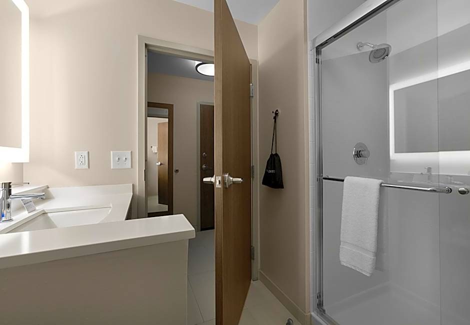 Holiday Inn Express And Suites Fayetteville South By IHG