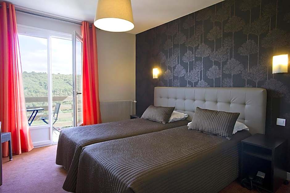 Auberge Du Camp Romain