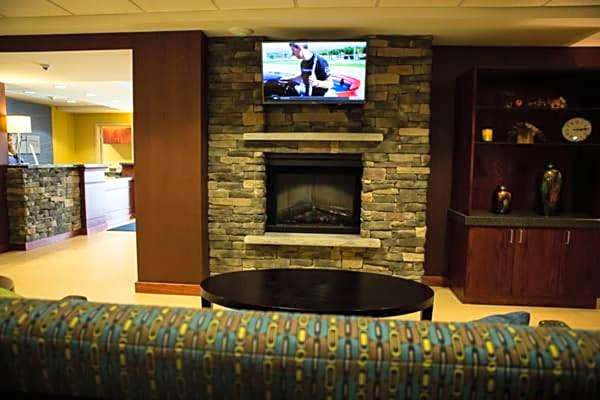 Holiday Inn Express Milford By IHG