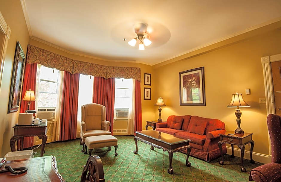 Dundee Arms Inn
