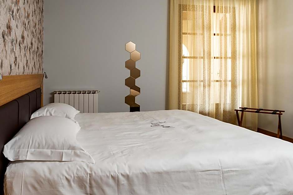 Le Torri - Rooms and Apartments