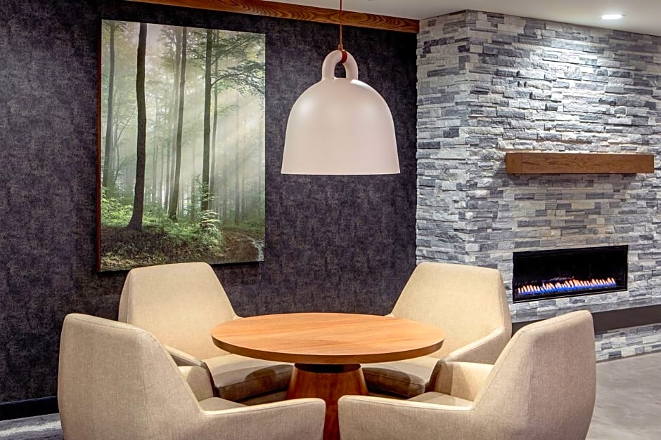 Fairfield Inn & Suites by Marriott Saratoga Malta